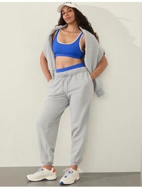 NWT‼️ATHLETA FOREVER FLEECE JOGGER SIZE LARGE